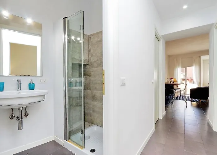 Monti Charming - Short Let Service Apartamento Roma
