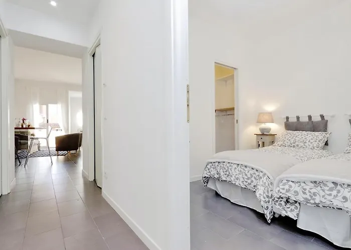 Monti Charming - Short Let Service Apartamento